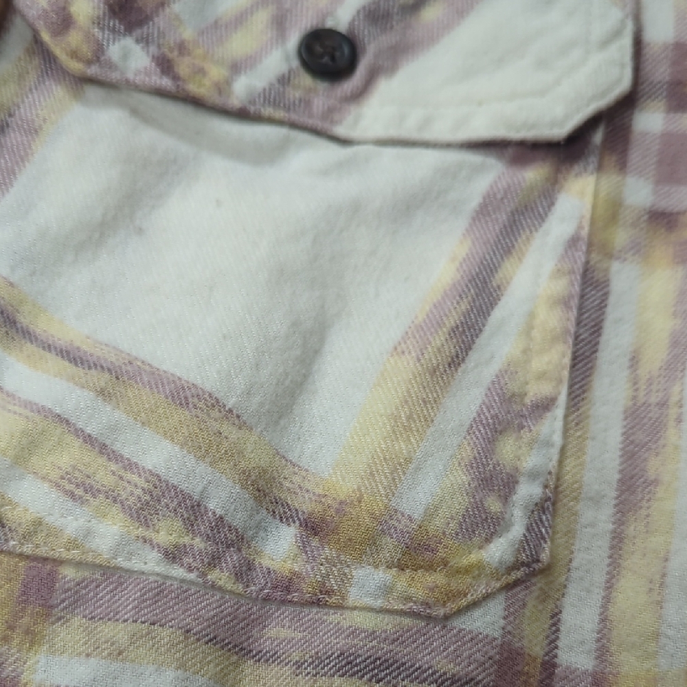 Angry Minnow Distressed Plaid Wildflower Graphic Top - Picture 5 of 8